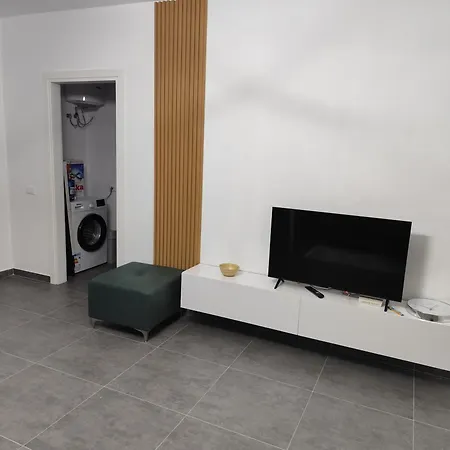 Lovebania Apartment